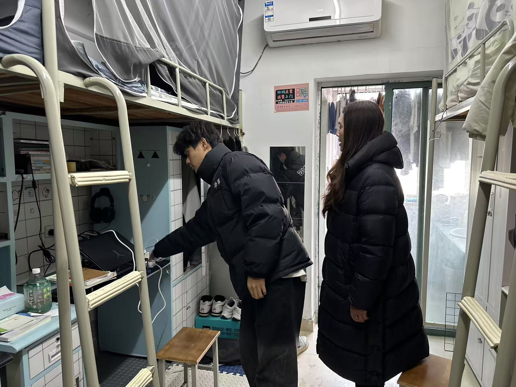 365官网开展2024年冬季学生宿舍安全卫生大检查