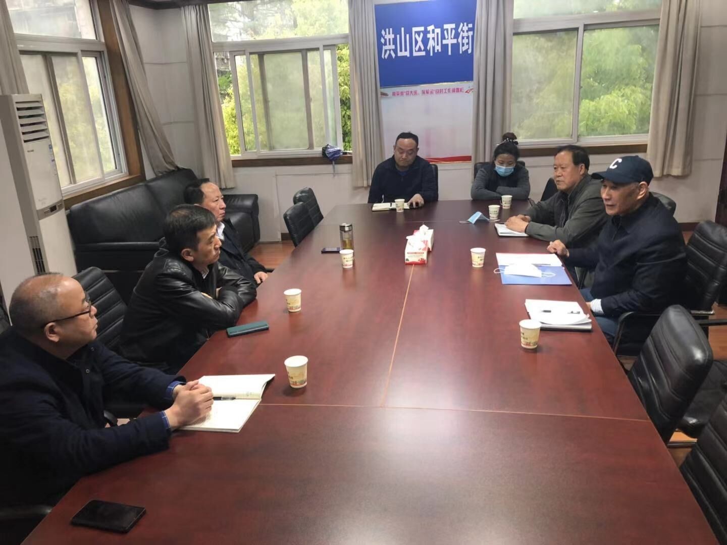 365官网领导赴和平街工委专题汇报学院党建工作